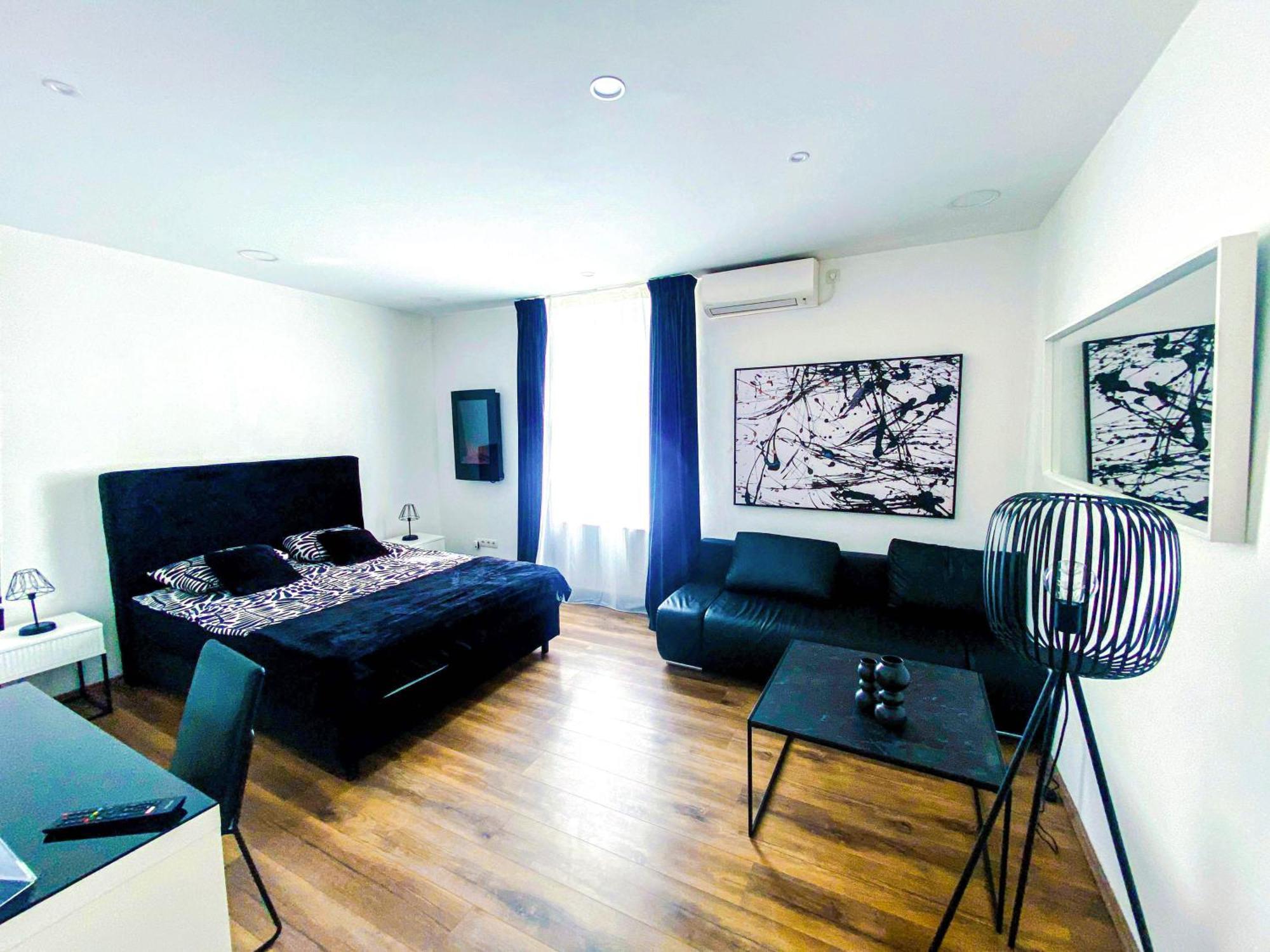 Octagon Main Square Apartment Zagreb Bagian luar foto